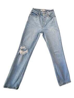 Abercrombie & Fitch Curve Love The '90s Straight Ultra High Rise Distressed Jean